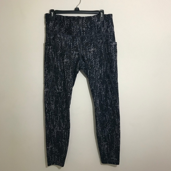 NWOT Athleta Black Serpent Salutation Leggings - Picture 3 of 6